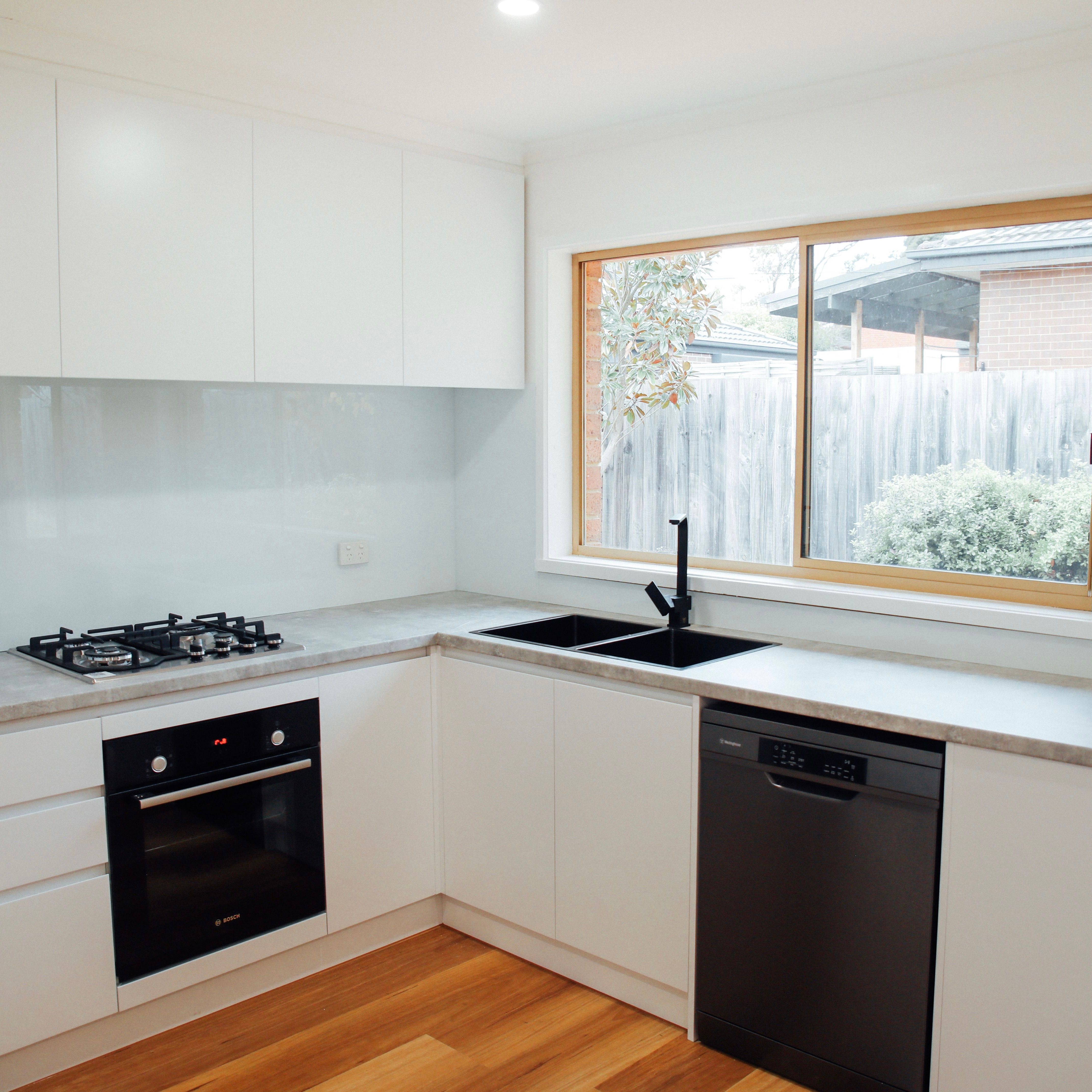 Transform the heart of your home with our elegant and functional glass splashbacks.